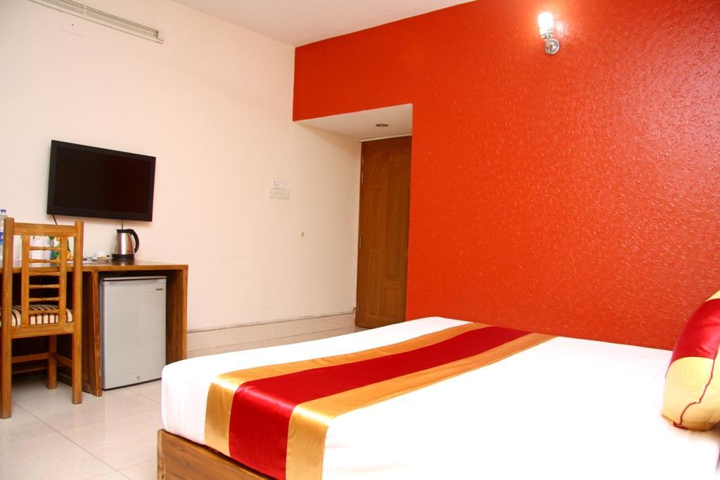 Hotel Swiss Palace Dhaka Exterior foto